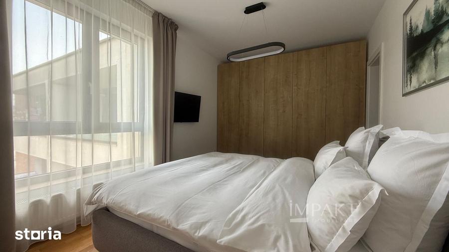 Apartament cu 3 camere decomandat în Între Lacuri