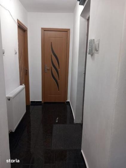 Apartament cu 2 camere decomandat în Dâmbu Pietros