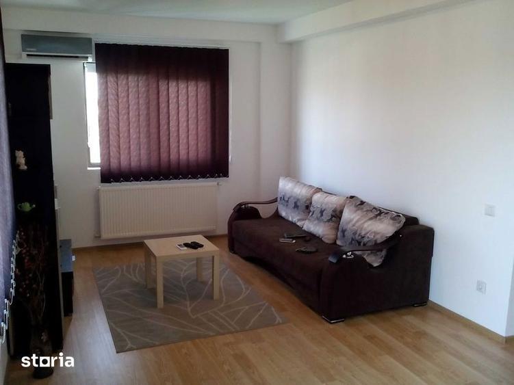 Garsonieră decomandată în Central