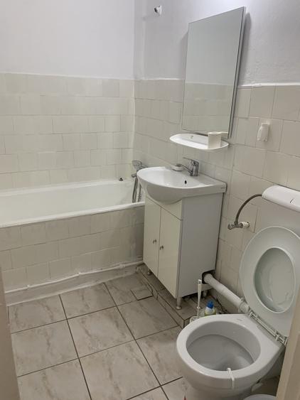 Garsonieră decomandată în Cetate
