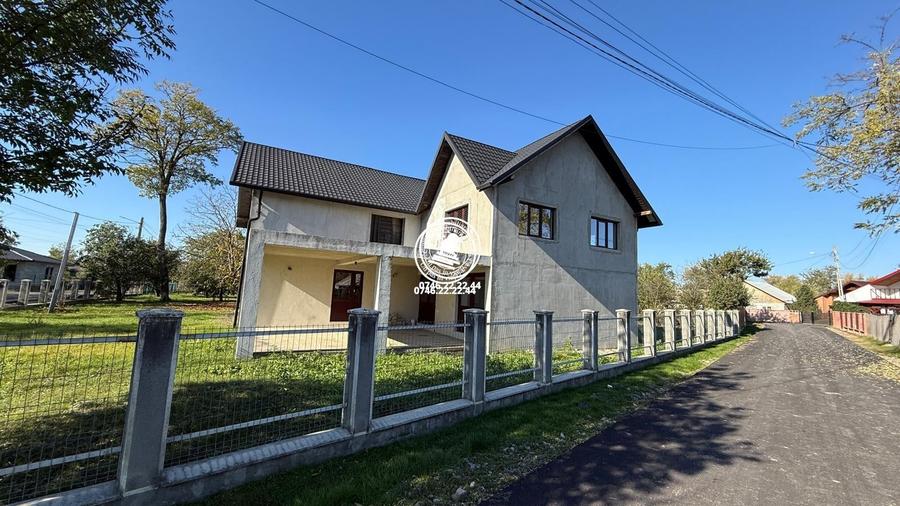 Casă cu 6 camere cu Teren 376 Mp în Ungheni