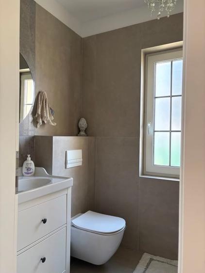 Duplex cu 4 camere cu Canalizare în Moșnița Nouă