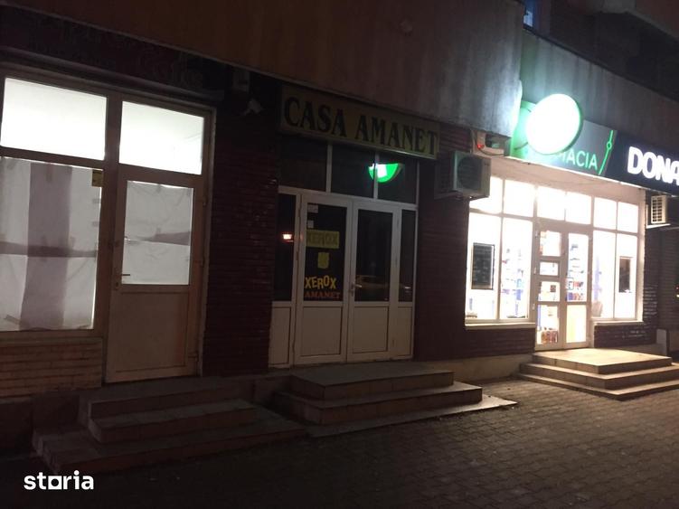 Spațiu comercial, de 67 mp, în Central