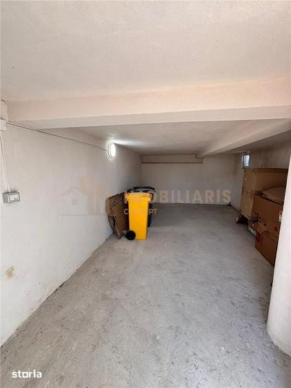 Casă cu 4 camere cu Teren 700 Mp în Valea Borcutului