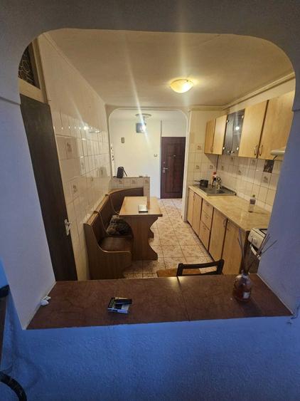 Apartament cu 2 camere decomandat în Rahova