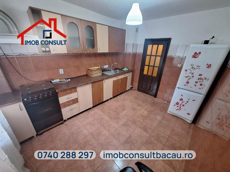 Apartament cu 2 camere decomandat în Energiei