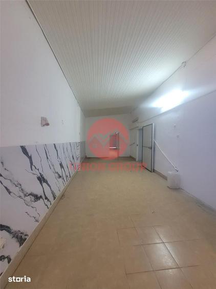 Spațiu comercial, de 750 mp, în Halta Traian