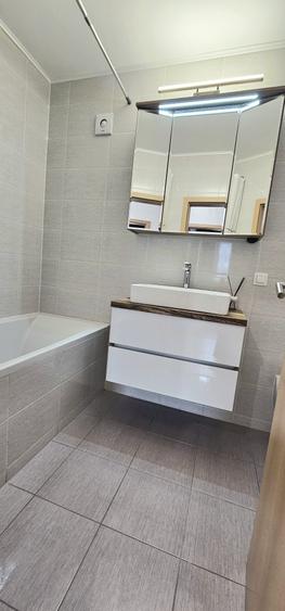 Apartament cu 2 camere decomandat în Avantgarden