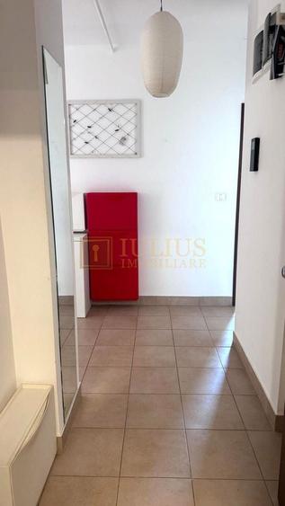 Apartament cu 3 camere decomandat, mobilat în Torontalului
