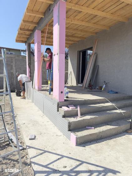 Casă cu 4 camere cu Teren 409 Mp în Valea Lupului
