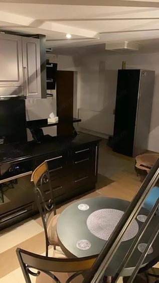Apartament cu 2 camere decomandat, mobilat în Dumbrăvița