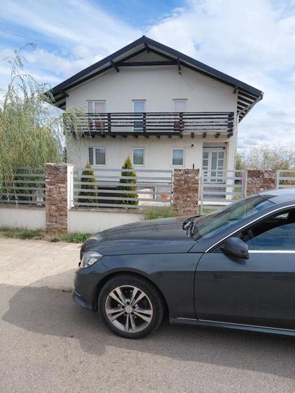 Casă cu 4 camere în Cioarga