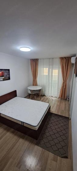 Garsonieră semidecomandată în Central