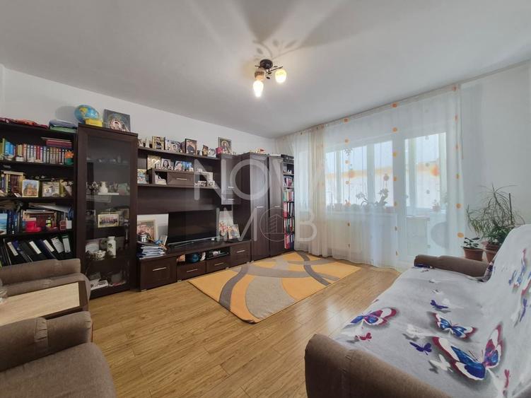Apartament cu 2 camere decomandat, mobilat în Hipodrom 3
