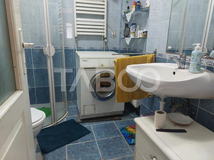 Casă individuală cu 6 camere cu Canalizare în Cisnădioara