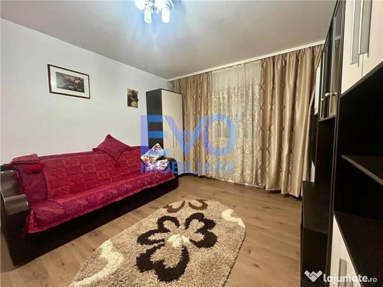 Apartament cu 3 camere decomandat în Baza 3
