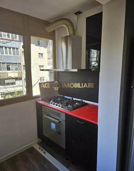 Apartament cu 3 camere semidecomandat, mobilat în Drumul Taberei