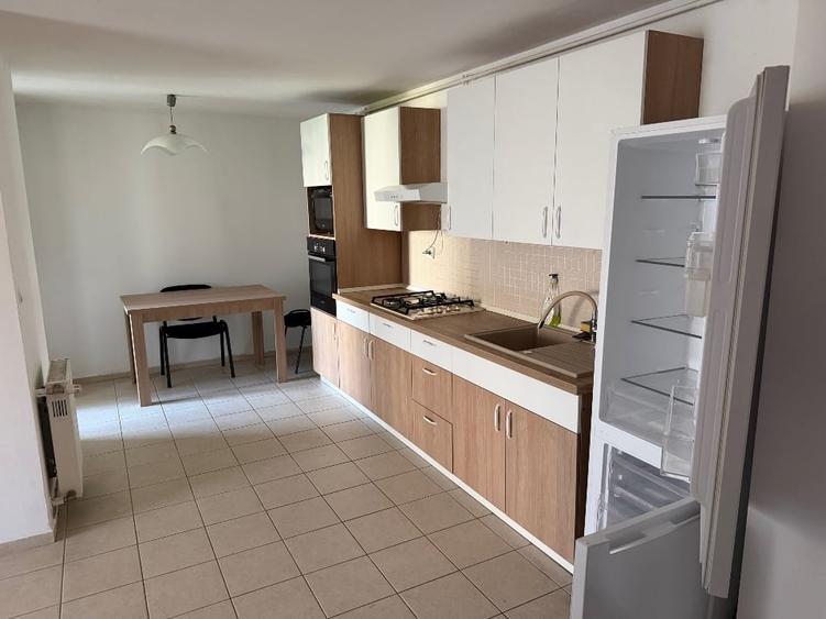 Apartament cu 2 camere decomandat, mobilat în Colentina