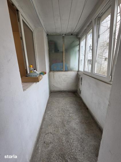 Apartament cu 4 camere semidecomandat în Sălăjan