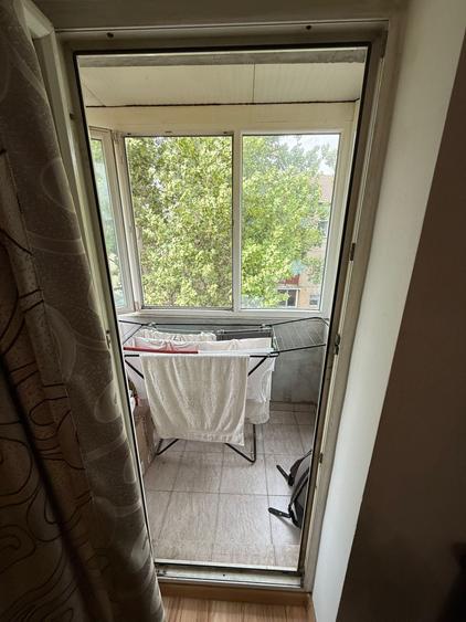 Garsonieră decomandată în Spitalul Județean