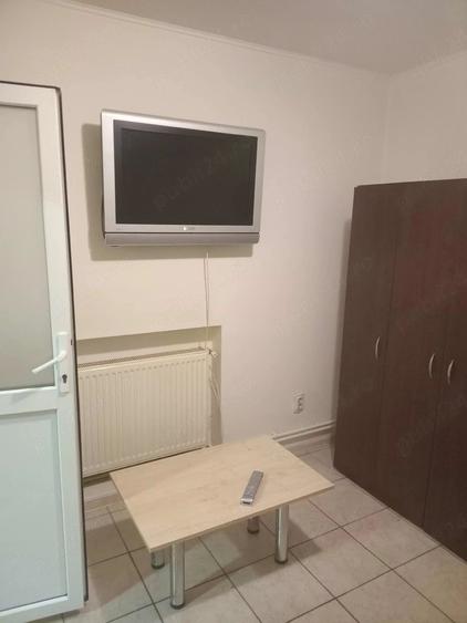 Apartament cu 2 camere semidecomandat în Pieptănari