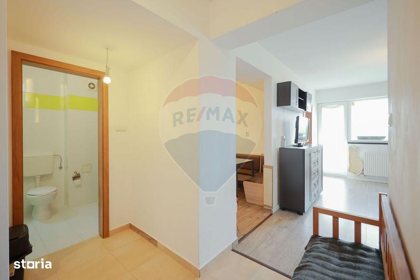 Apartament cu 3 camere, mobilat în Central