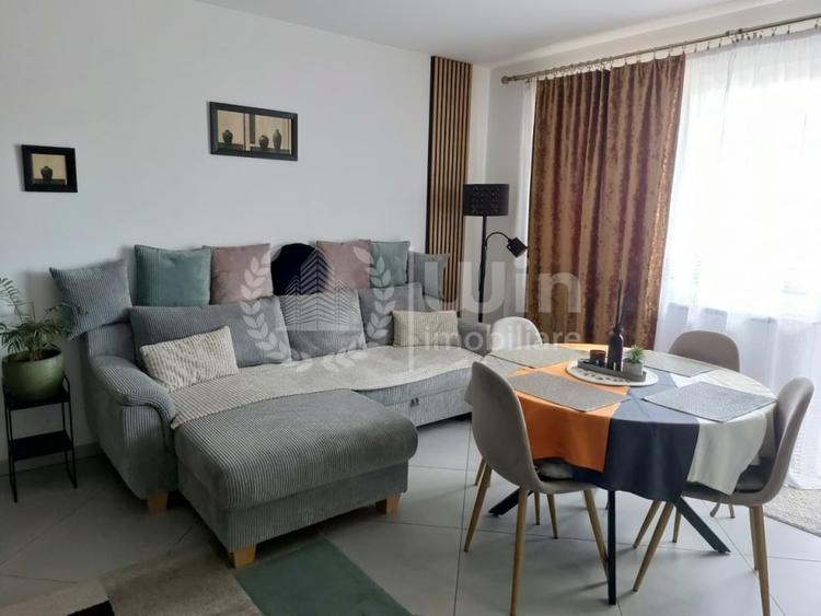 Apartament cu 2 camere semidecomandat, mobilat în Florești