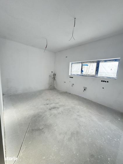 Casă cu 4 camere cu Teren 480 Mp în Chinteni