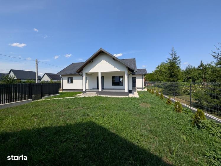 Casă cu 4 camere cu Teren 400 Mp în Hemeiuș