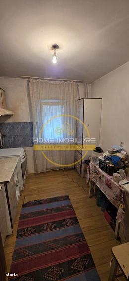 Apartament cu 3 camere decomandat în Dacia