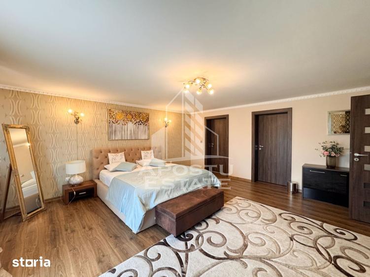 Casă cu 6 camere cu Teren 3500 Mp în Central