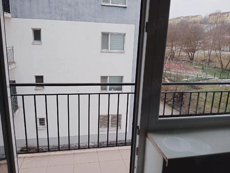 Apartament cu 2 camere decomandat în Tritenii de Sus