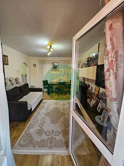 Apartament cu 2 camere semidecomandat în Est