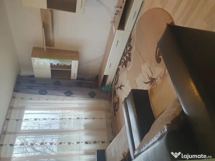 Apartament cu 2 camere semidecomandat în Exterior Vest