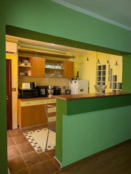 Apartament cu 4 camere decomandat în Central
