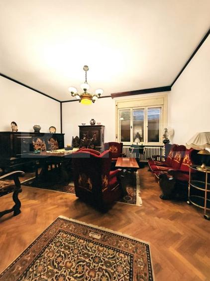 Apartament cu 7 camere circular, mobilat în Sinaia