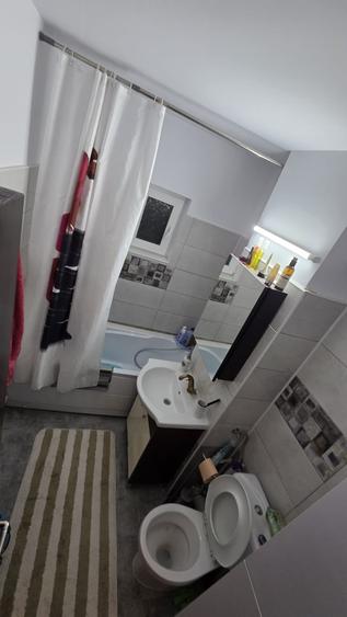Apartament cu 2 camere decomandat în Sud