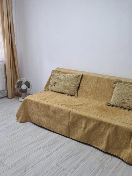 Garsonieră decomandată în Central