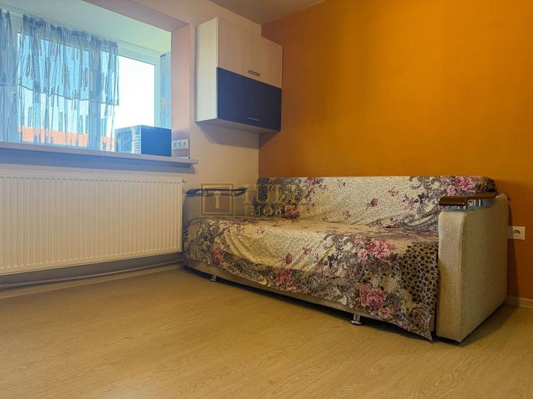 Apartament cu 3 camere semidecomandat, mobilat în Girocului