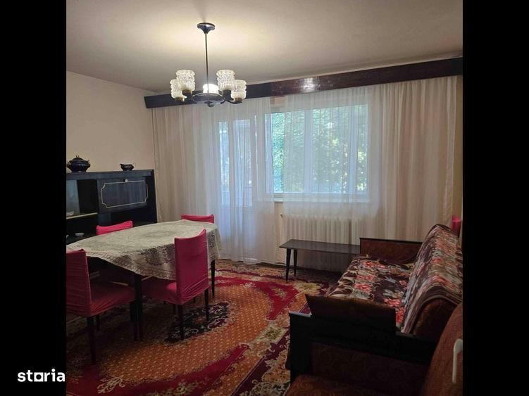Apartament cu 3 camere în Progresul