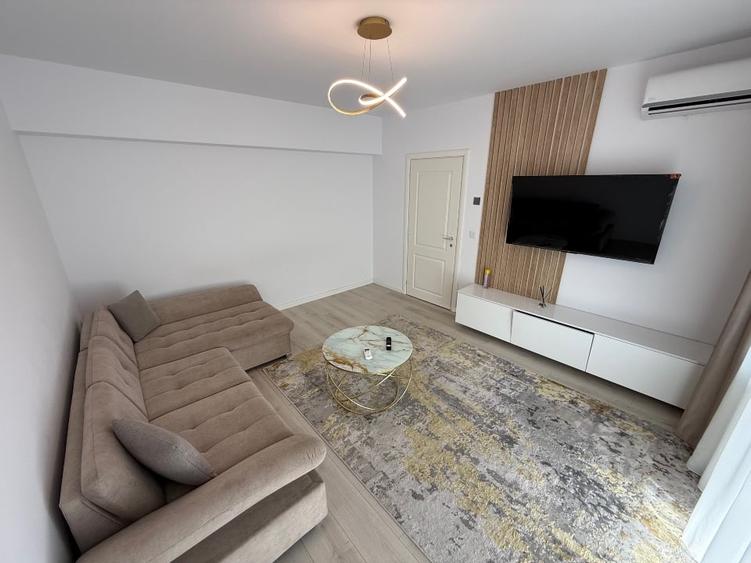 Apartament cu 2 camere decomandat, mobilat în Tătărași