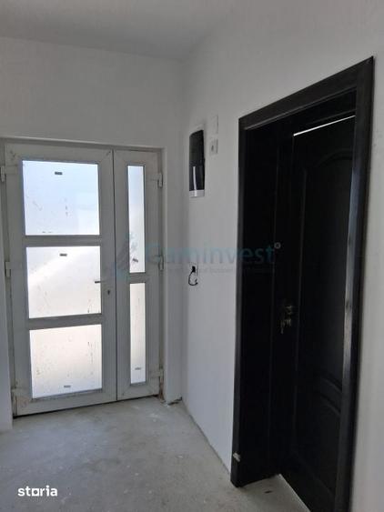 Casă cu 4 camere cu Teren 500 Mp în Sântandrei