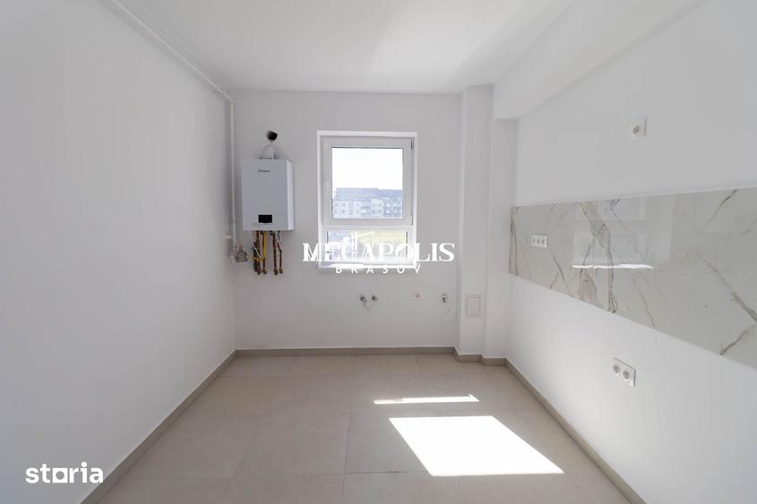 Apartament cu 3 camere în Tractorul