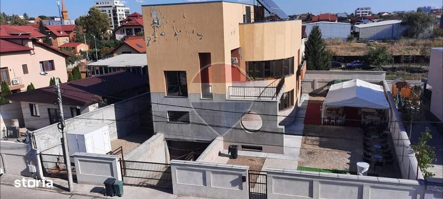 Casă cu 4 camere în Fundeni