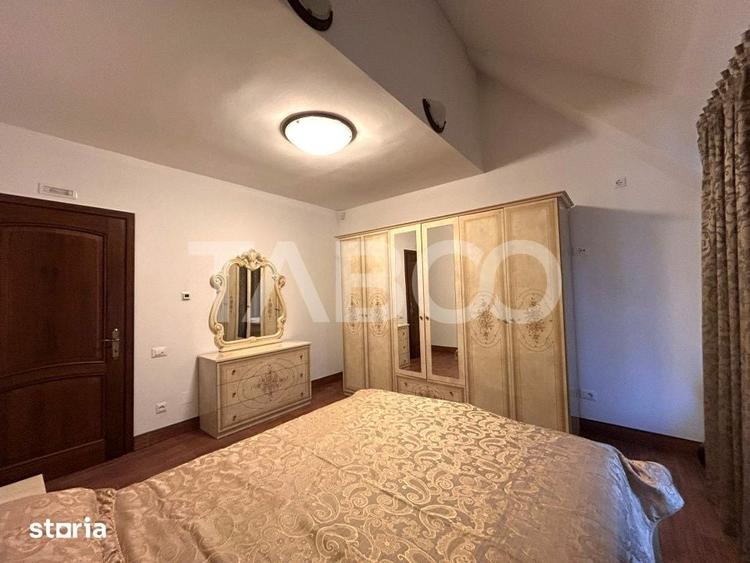 Casă cu 5 camere decomandat cu Teren 57 Mp în Tilișca