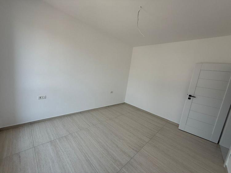 Apartament cu 2 camere decomandat în Braytim