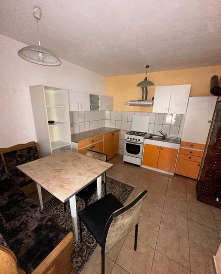 Casă cu 3 camere cu Teren 130 Mp în Central