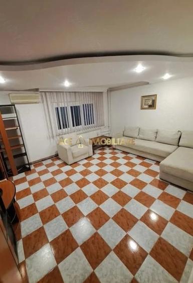 Apartament cu 3 camere decomandat, mobilat în Timpuri Noi