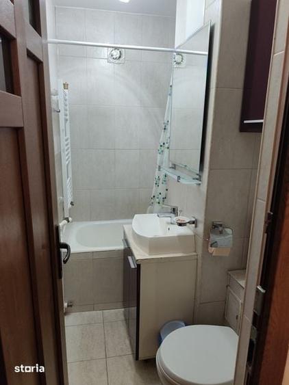 Apartament cu 4 camere în Central