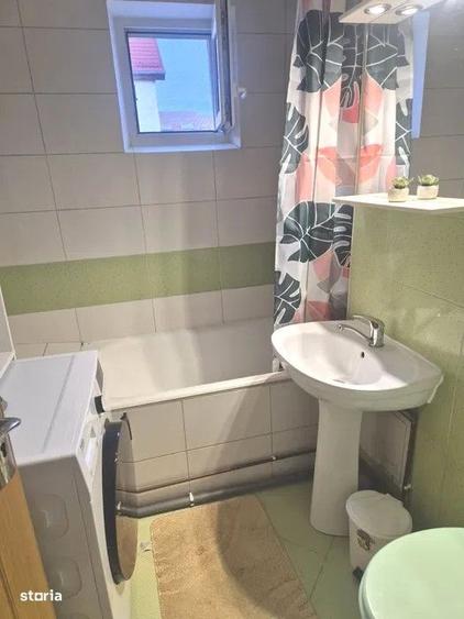 Apartament cu 3 camere decomandat în Vasile Aaron